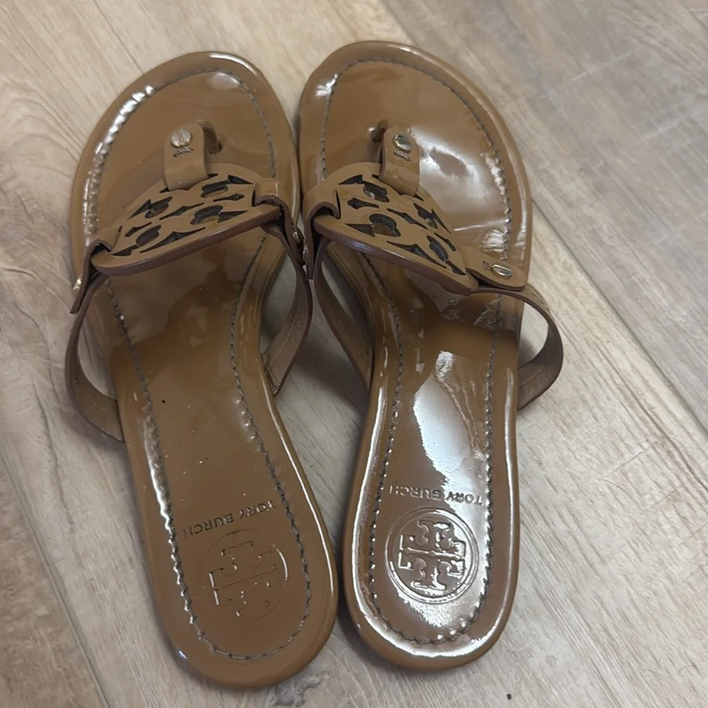 Tory Burch tory burch